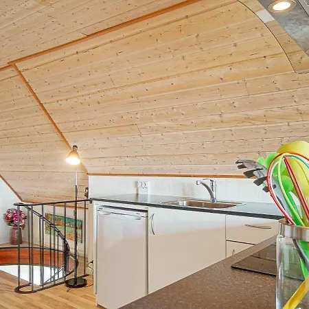 Apartamento Vibrant Holiday In Bornholm With Terrace *