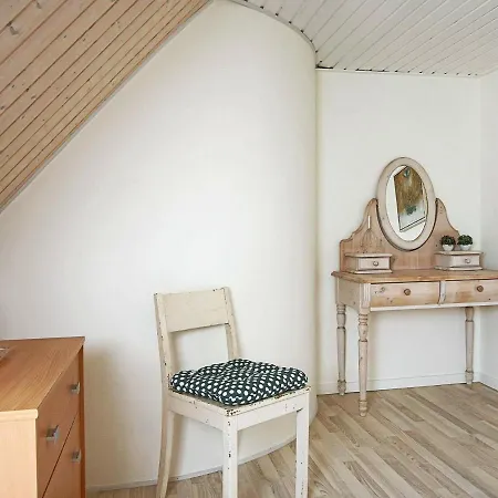 Apartamento Vibrant Holiday In Bornholm With Terrace